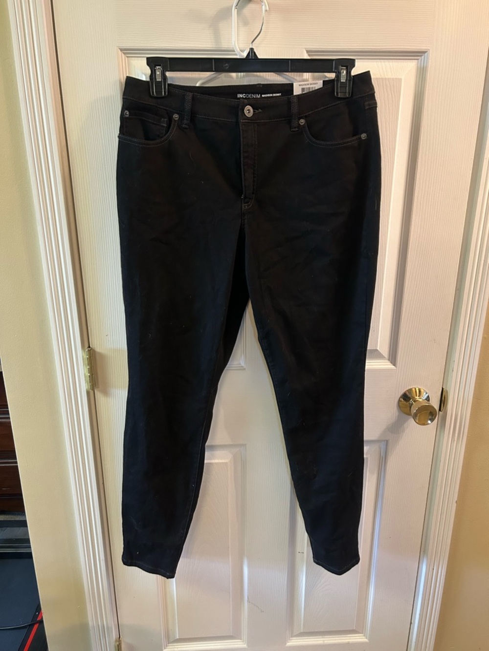 INC International Concepts Women's Black Skinny Jeans